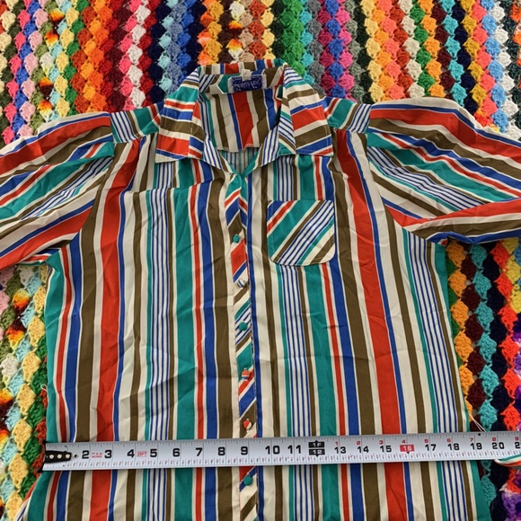 Vintage 80s Leslie Fay Rainbow Vertical Stripe Button Shirtdress Below K… - Picture 7 of 13